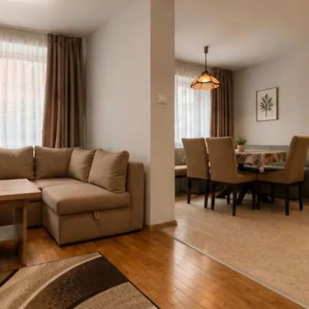 Apartmán Elegant 2br • Sea Garden & Center *