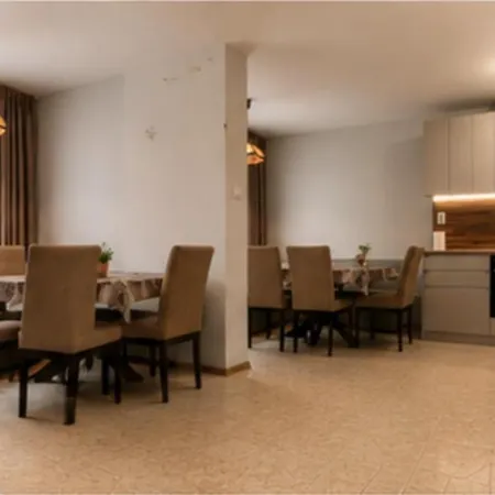 Apartmán Elegant 2br • Sea Garden & Center *