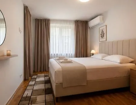Elegant 2br • Sea Garden & Center Apartmán Varna