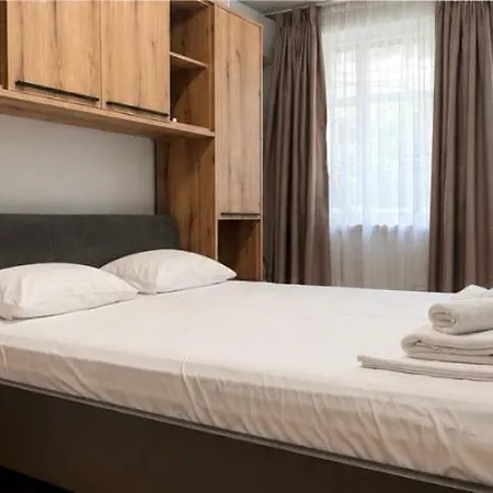 Elegant 2br • Sea Garden & Center Apartmán